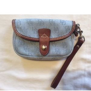 Dooney & Bourke Wristlet